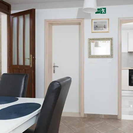 Apartment Krmek *