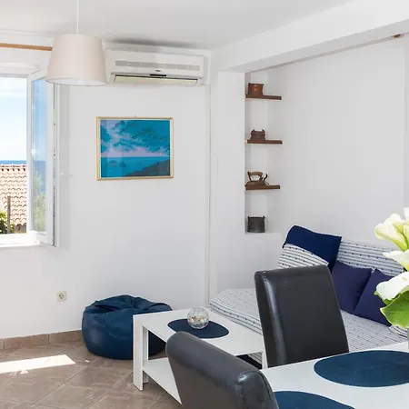 شقة Krmek دوبروفينك