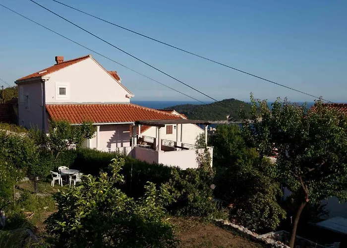 Krmek Apartament *